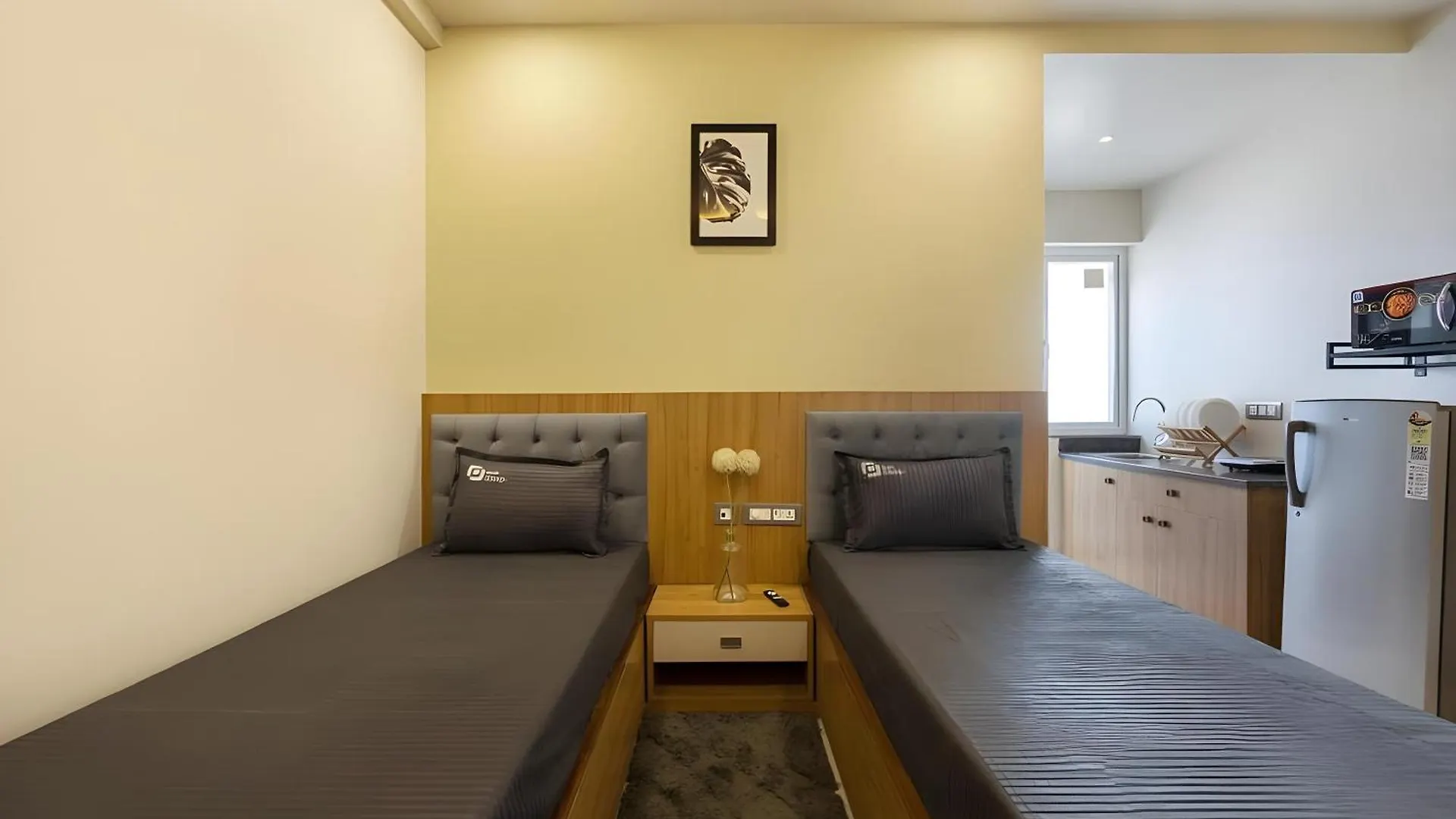 Hotel Wandr Lepus- Sector 39, Near Medanta The Medicity Gurgaon