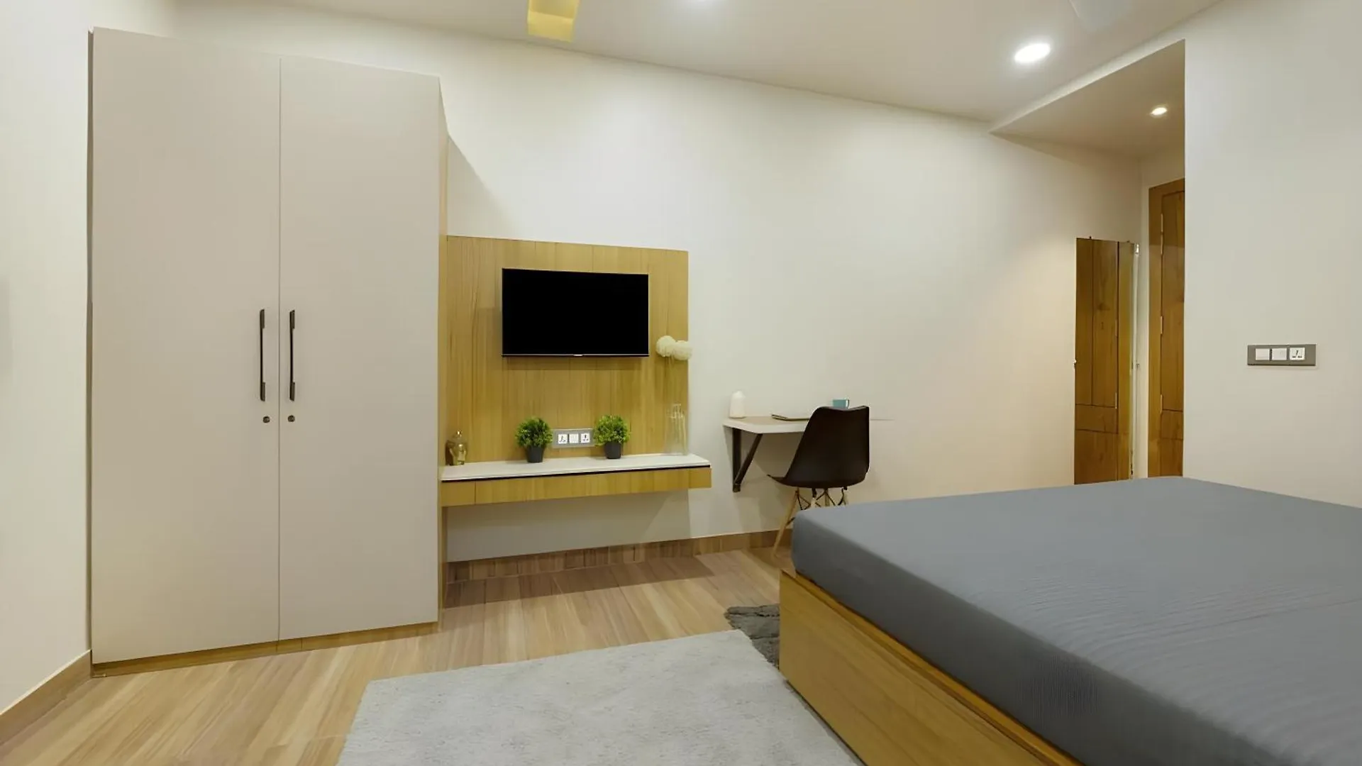 Hotel Wandr Lepus- Sector 39, Near Medanta The Medicity Gurgaon 0*,  India