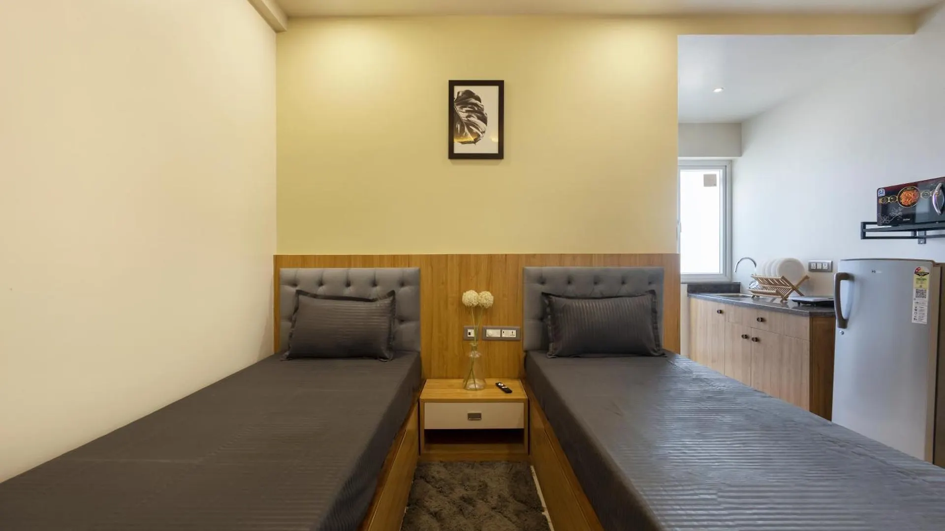 Hotel Wandr Lepus- Sector 39, Near Medanta The Medicity Gurgaon